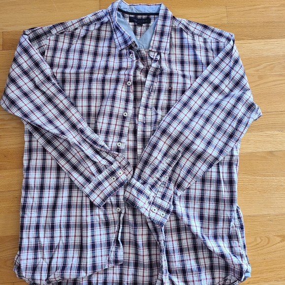 Bundle Tommy Hilfiger Shirts - Picture 3 of 4